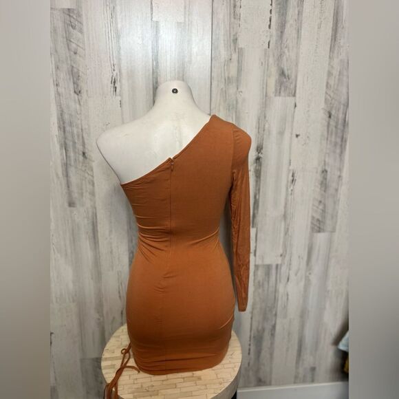 Brown dress - Picture 3 of 5